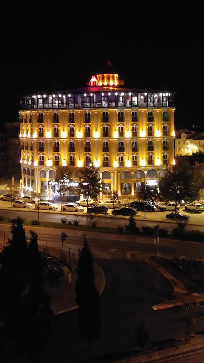 Otel Akkuş Kaya